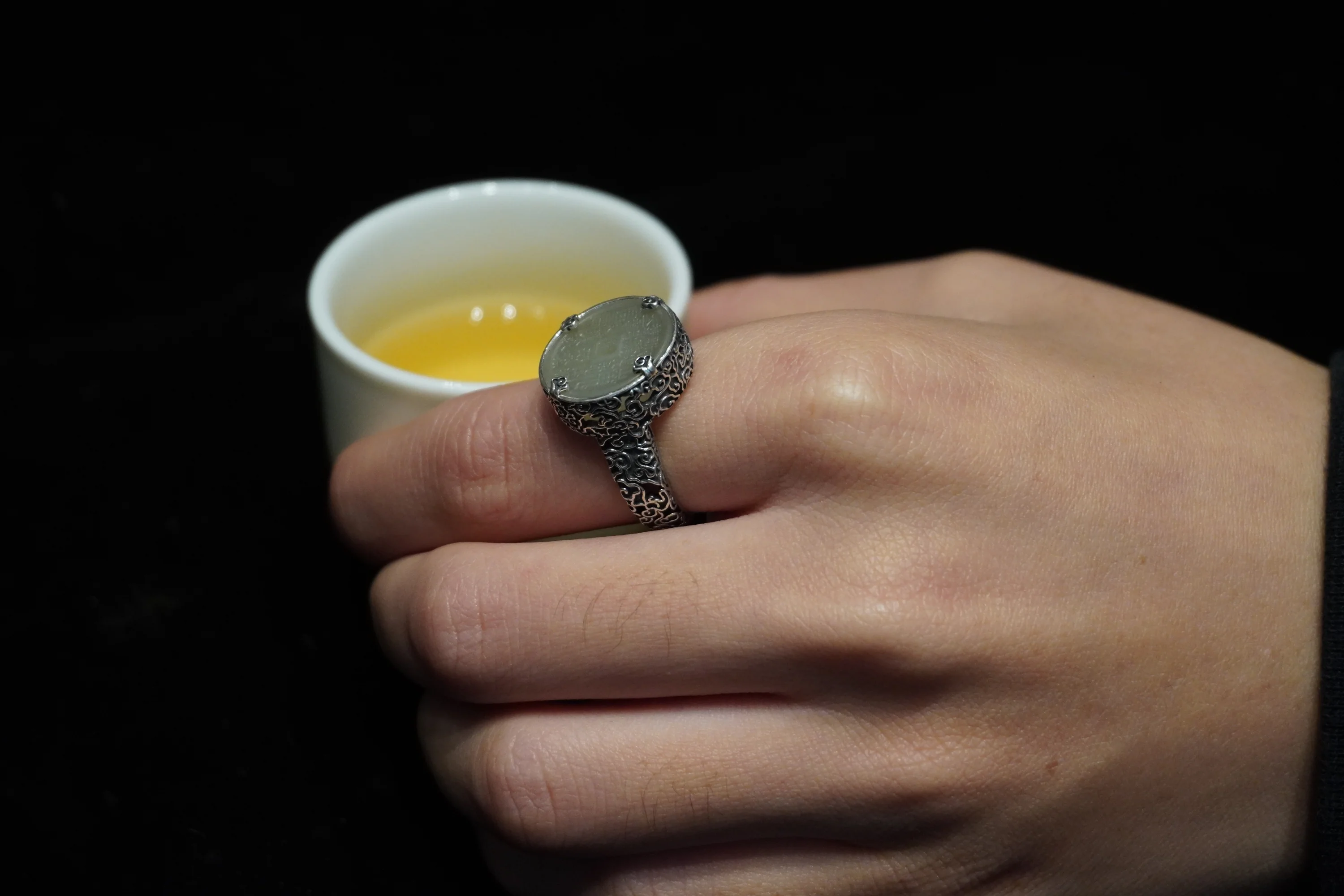 Shangui Auspicious Clouds Vintage-Style Ring